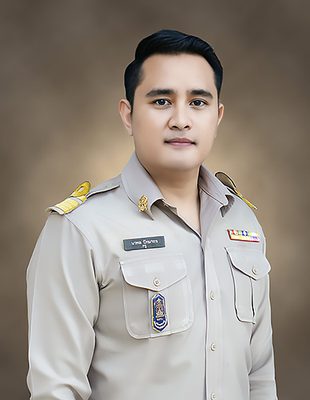 นายนวพล ปัทมากร